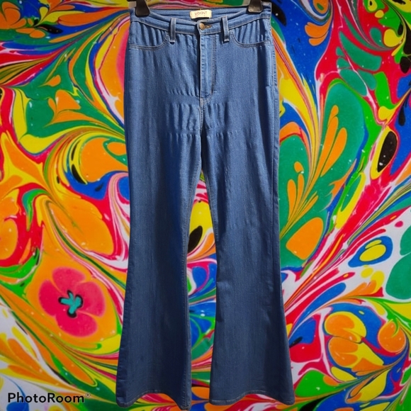 🦇2/$15-Vibrant jeans - Picture 2 of 16
